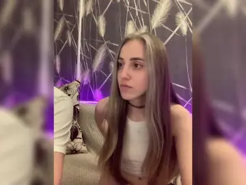 Bongacams Watch Live Sex Cams of SweetPussies
