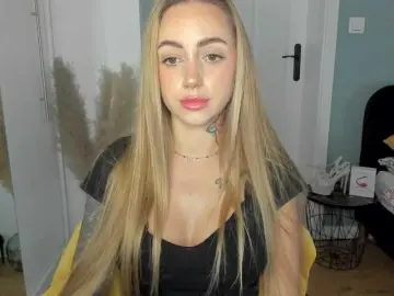 Bongacams Best live sex cam show of SEXYcoralie