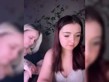 Bongacams Sex Chat of BellaAndAlice