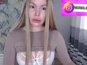 Bongacams Adult Video Chat of Foxymoxy19