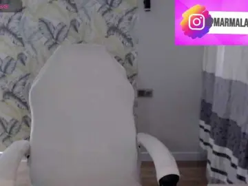 Bongacams Live Porn of Foxymoxy19
