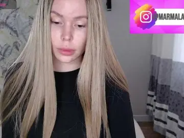 Bongacams Free Live Porn of Foxymoxy19