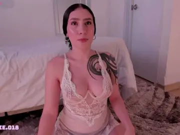 Bongacams Adult Video Chat of Lexie-red