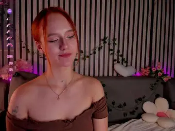 Bongacams Watch Live Sex Cams of Casey-Sweeet