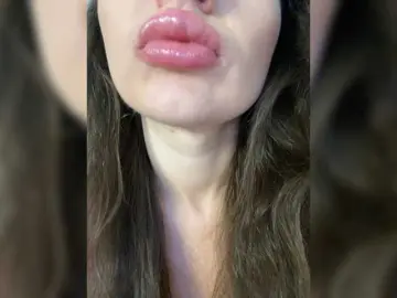 Bongacams Free Porn Cam of sochnayaaa