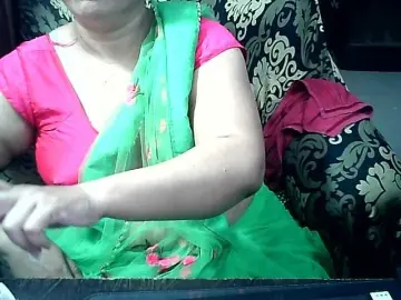 Bongacams Live Sex Cam of Indianbhabhimilf40