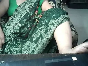 Bongacams Adult Webcam of Indianbhabhimilf40