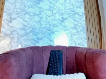 Bongacams Sex Cam of mystic-carito