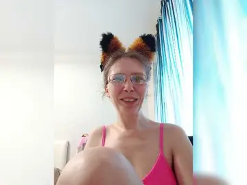 Bongacams Adult Webcam of -queen-margo-