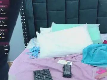 Bongacams Watch Live Sex Cams of daddysneakin