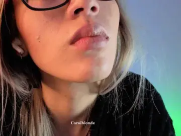 Bongacams Sex Cam of Charlotte-glasses