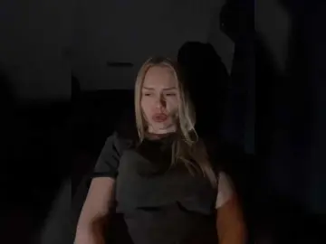 Bongacams Sex Cam of -SexyMilf-