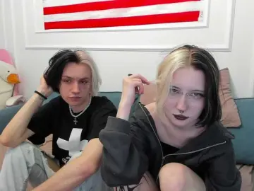 Bongacams Watch Live Sex Cams of VeryRareTwix