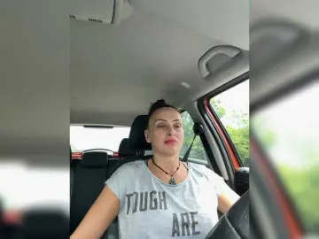 Bongacams Sex Cam of Caramellaa