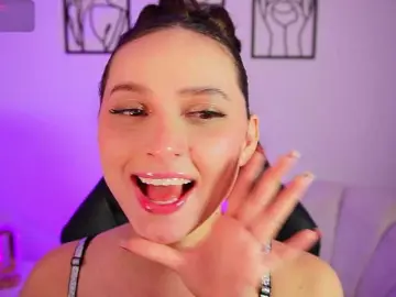Bongacams Free Porn Cam of AliceHarper1