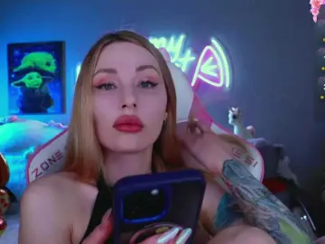 Bongacams Watch Live Sex Cams of MySweetAlice