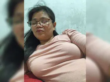 Bongacams Nude Webcam of revive02