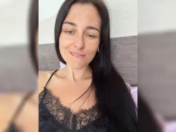 Bongacams Watch Live Sex Cams of Viksi66