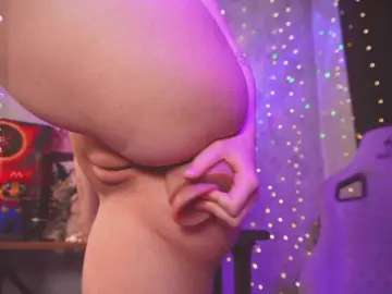 Bongacams Sex Chat of cutesoneckaaa