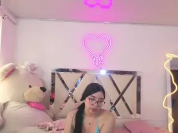 Bongacams Private Sex Chat of MILAH-TAY
