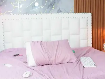 Bongacams Watch Live Sex Cams of Indiancutiie