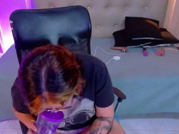 Bongacams Watch Live Sex Cams of chloe-rosse