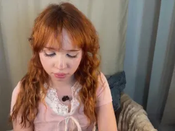 Bongacams Adult Webcam of LolaXBambi