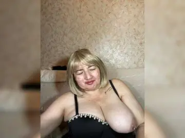 Bongacams Nude Webcam of SVETIKBOMBOCHKA