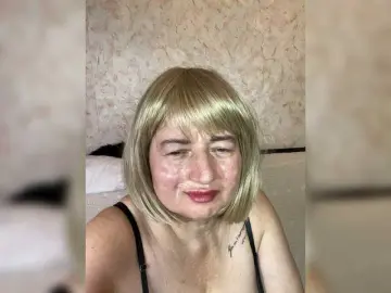 Bongacams Watch Live Sex Cams of SVETIKBOMBOCHKA