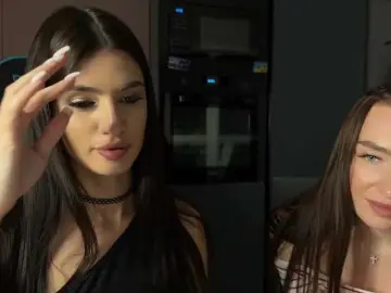 Bongacams Watch Live Sex Cams of Honey-Trapp