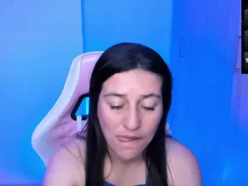 Bongacams Free Live Porn of Saskyaajohnson
