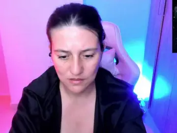 Bongacams Live Sex Cam of Saskyaajohnson