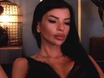 Bongacams Live Porn of EleniaDevons