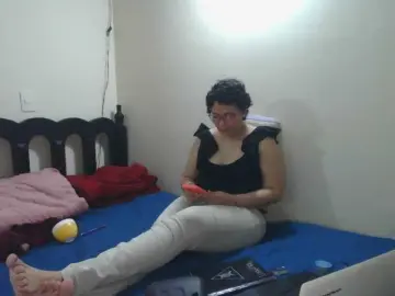 Bongacams Free Live Porn of onlyLuxas23