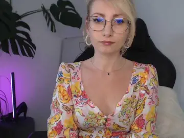 Bongacams Sex Cam of CinderellaMoon