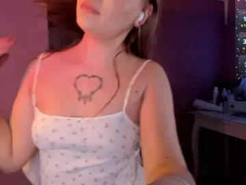 Bongacams Free Porn Cam of CarolineLovers