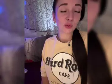Bongacams Free Live Porn of AureliyXXX