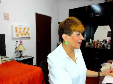 Bongacams Watch Live Sex Cams of AngelinaStone65