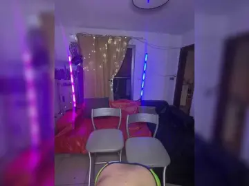 Bongacams Free Live Porn of BigTwiXXX