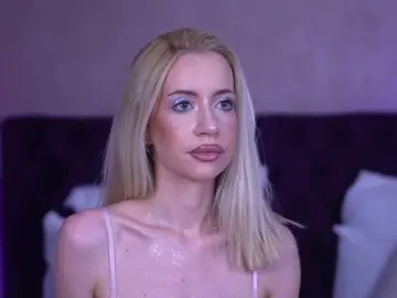 Bongacams Free Porn Cam of CaseyPosh