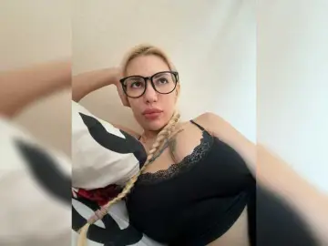 Bongacams Sex Chat of Zarinaaa