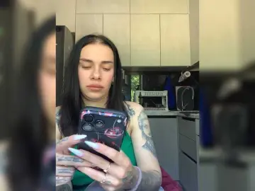 Bongacams Live Porn of MaidenCrystal