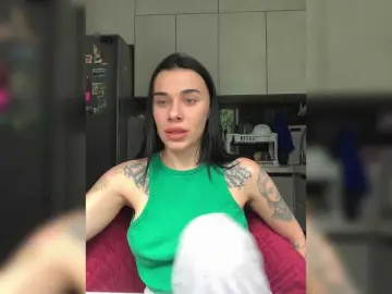Bongacams Live Sex Cam of MaidenCrystal