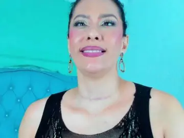 Bongacams Watch Live Sex Cams of PriscilaSmiith25