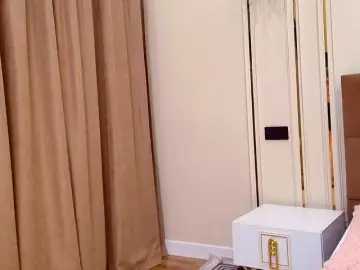 Bongacams Live Sex Cam of maddieperezzz