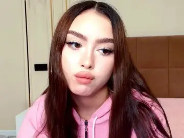 Bongacams Watch Live Sex Cams of maddieperezzz