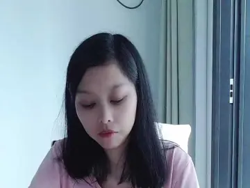 Bongacams Watch Live Sex Cams of Selinababy99