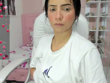 Bongacams Watch Live Sex Cams of zoe-cortezz