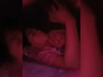Bongacams Sex Cam of candicelovee