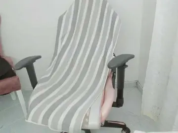Bongacams Watch Live Sex Cams of ZooeyBelair